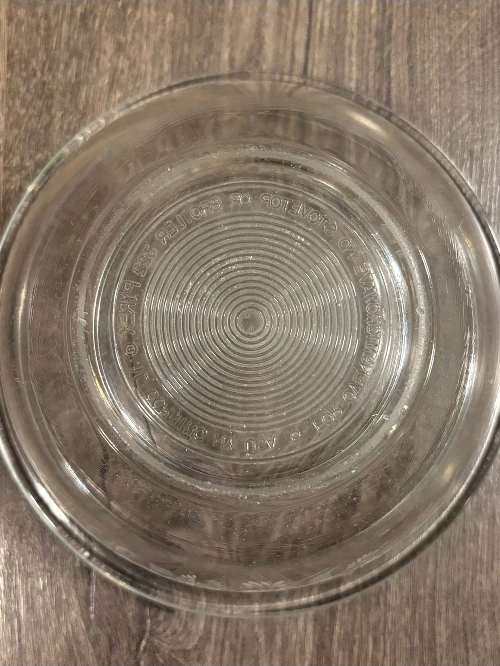 Pyrex Corning USA Colonial Mist Nesting Mixing Bowls Lot of 2  (2.5L & 1L)